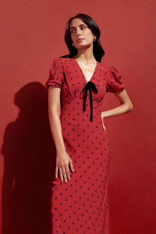 Noto Dress – Carmen Dot, studio shot