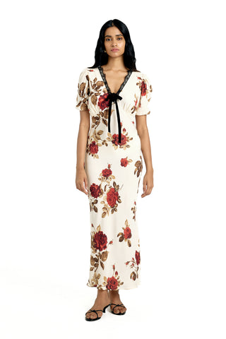 Noto Dress – Rosaria, studio shot