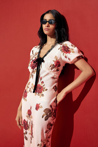 Noto Dress – Rosaria, studio shot